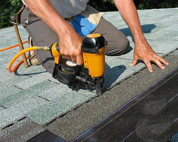 Best Roof Maintenance Services  in Scottsboro, AL